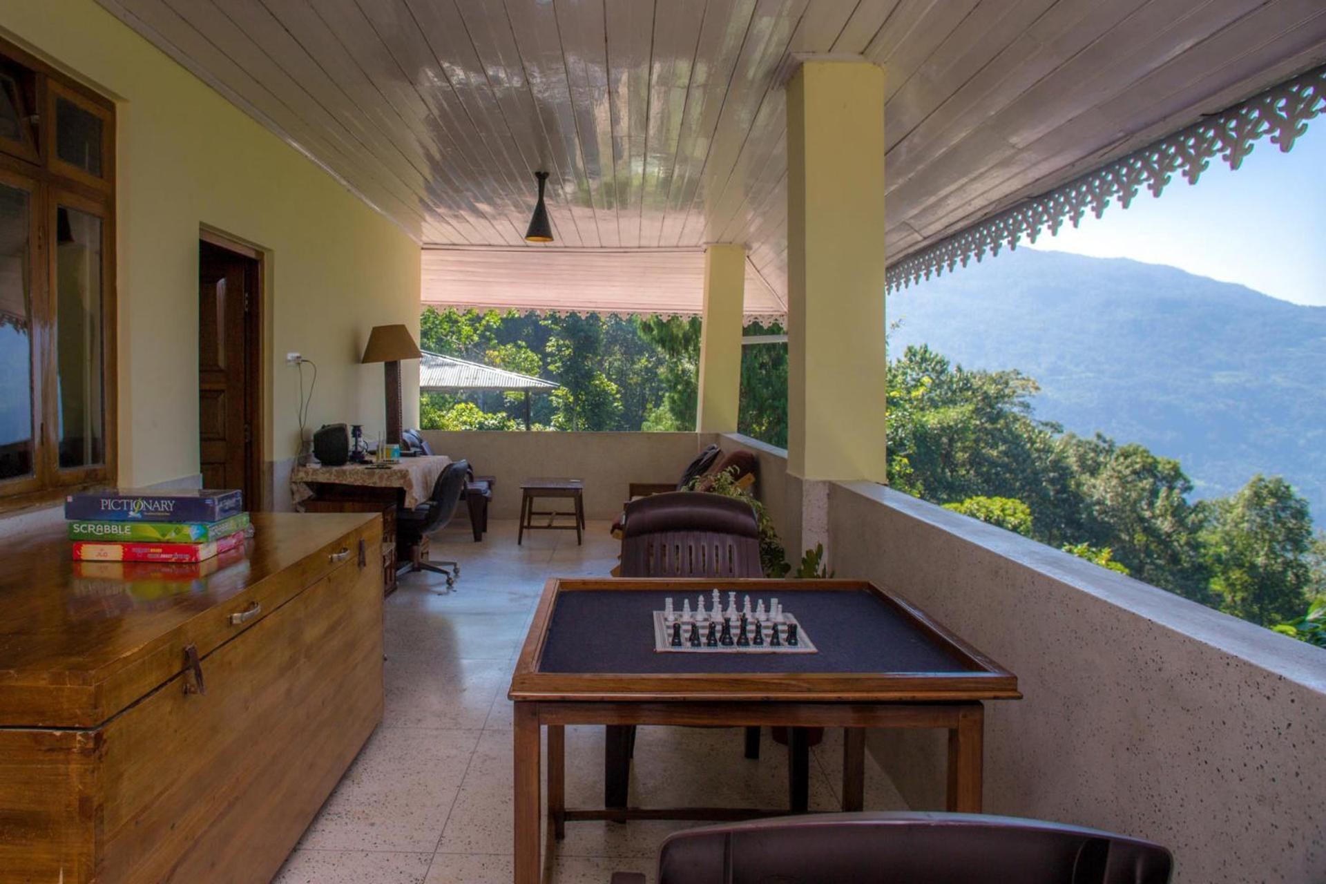 La Ipsing Farm By Stayvista - 3 Bhk Villa With Balcony, Mountain View, Indoor Games, And Pet Friendly Samdong Εξωτερικό φωτογραφία