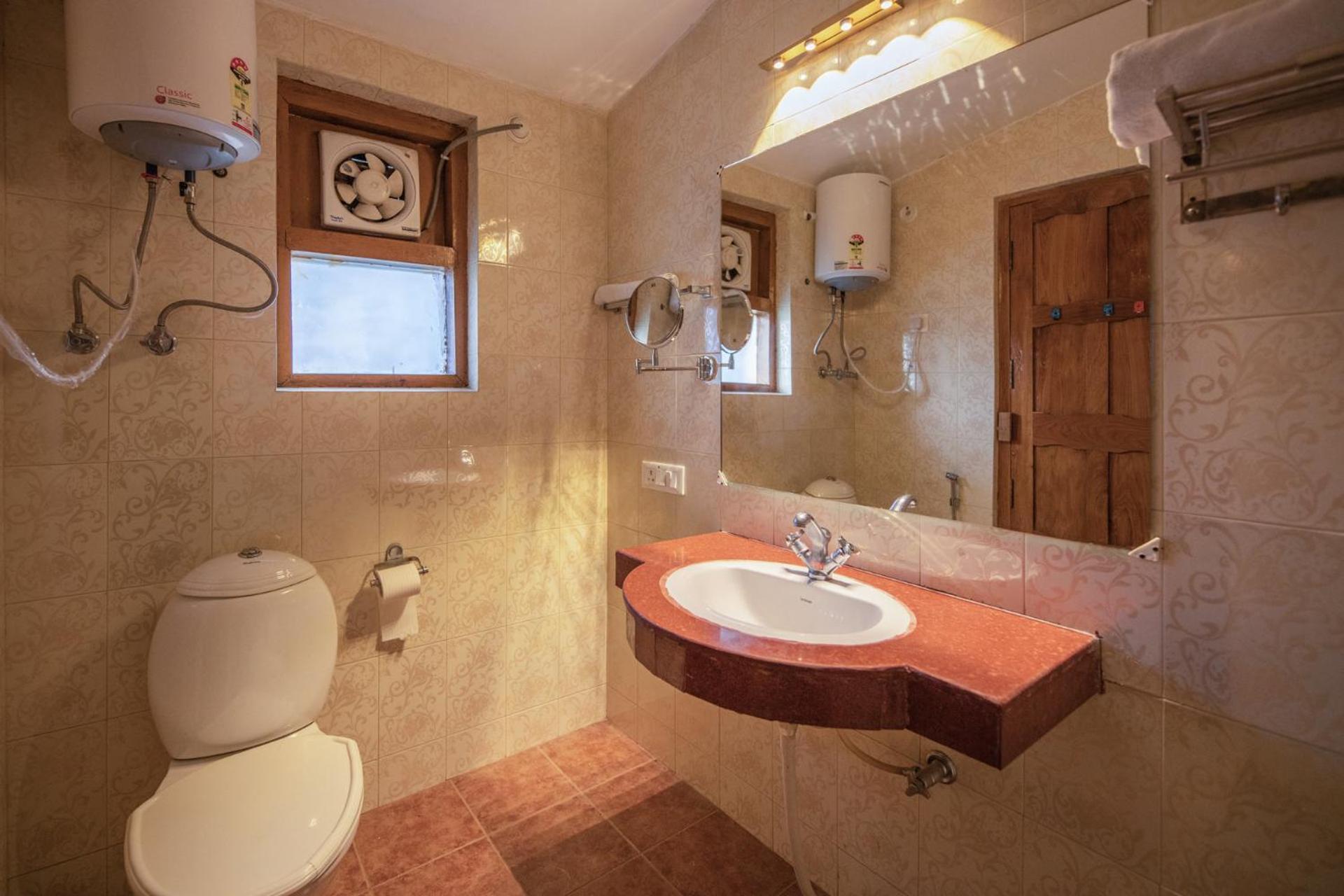 La Ipsing Farm By Stayvista - 3 Bhk Villa With Balcony, Mountain View, Indoor Games, And Pet Friendly Samdong Εξωτερικό φωτογραφία